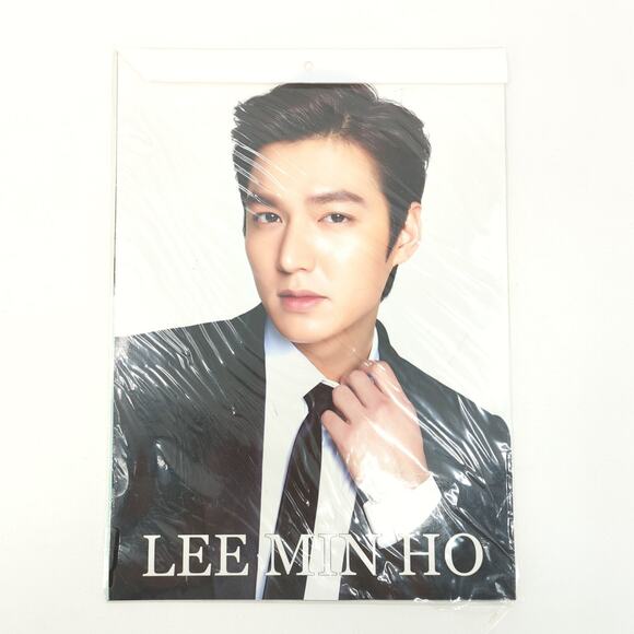 Lee Min Ho Photo Poster Sticker Set 20 Posters Premium Photo Book AS IS - Picture 10 of 15